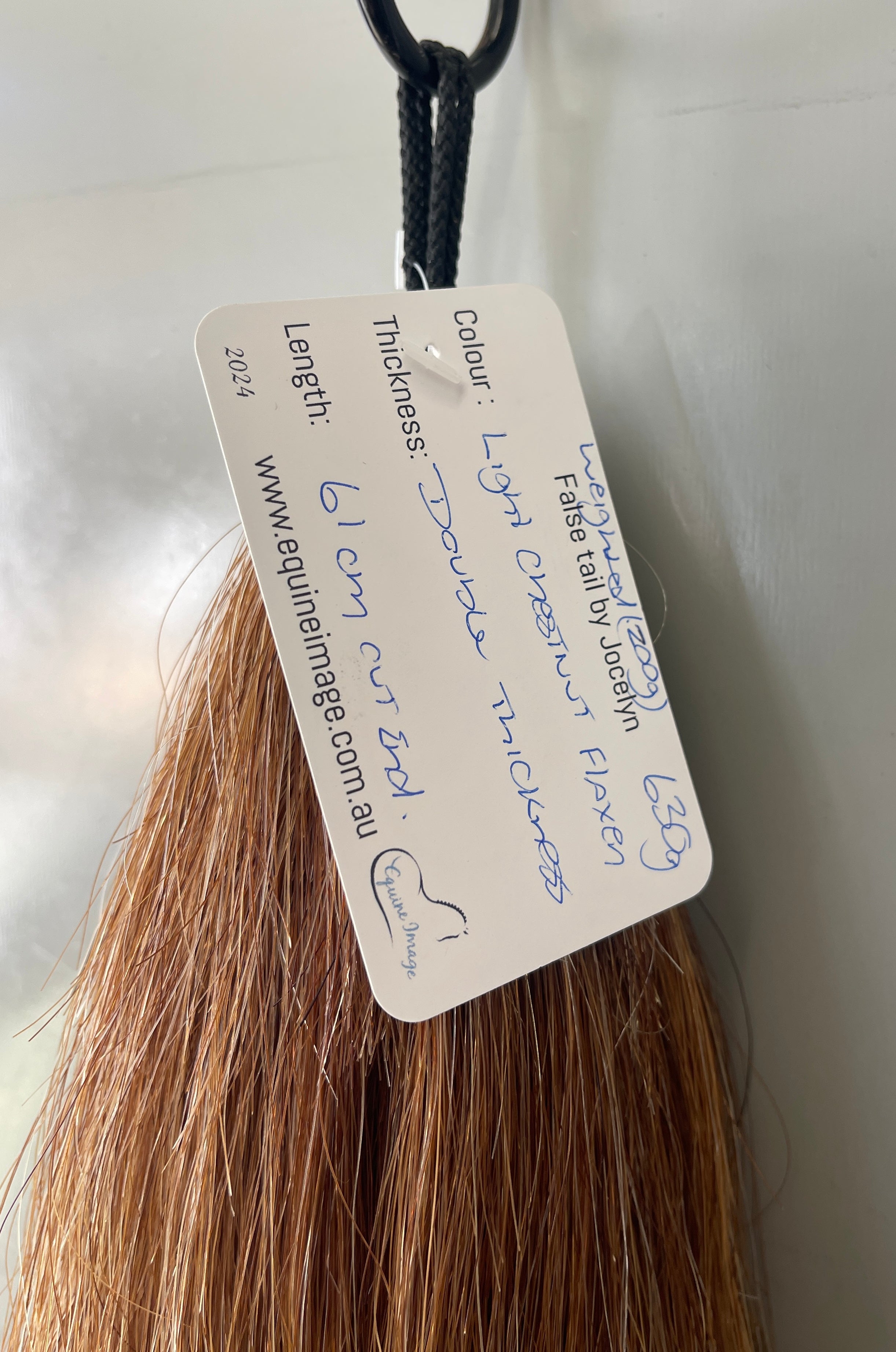 Weighted light chestnut flaxen Double thickness 61 cm cut end Final weight 630g