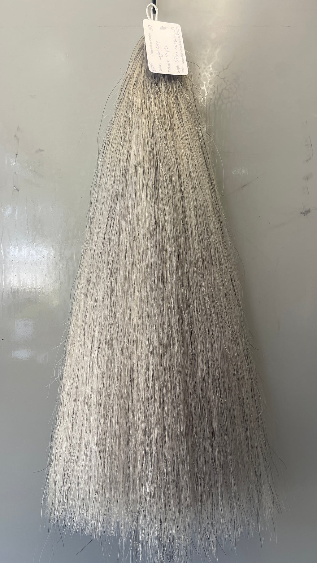 Light Grey false tail 67 cm long Triple thickness