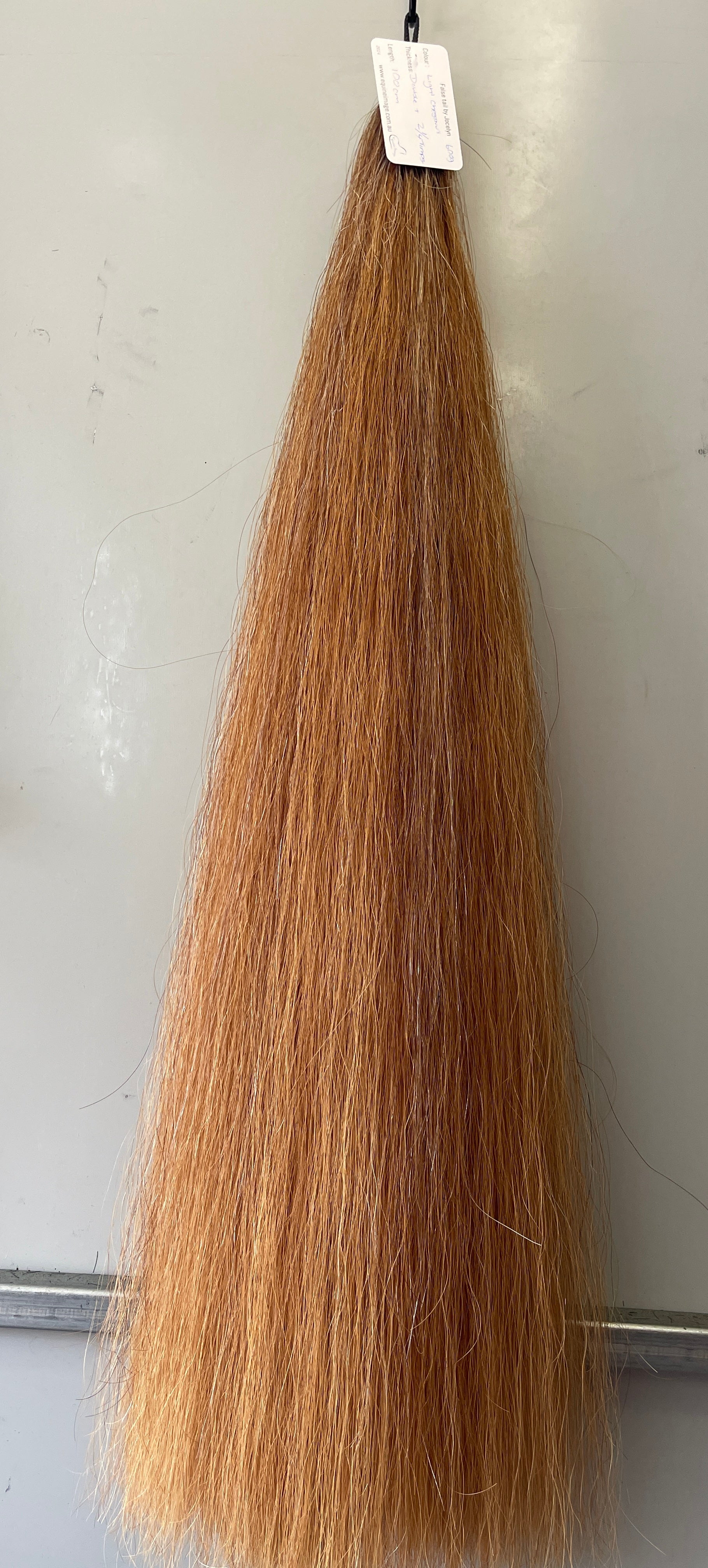 Qhorse length Very light chestnut 100 cm cut end Double plus thickness