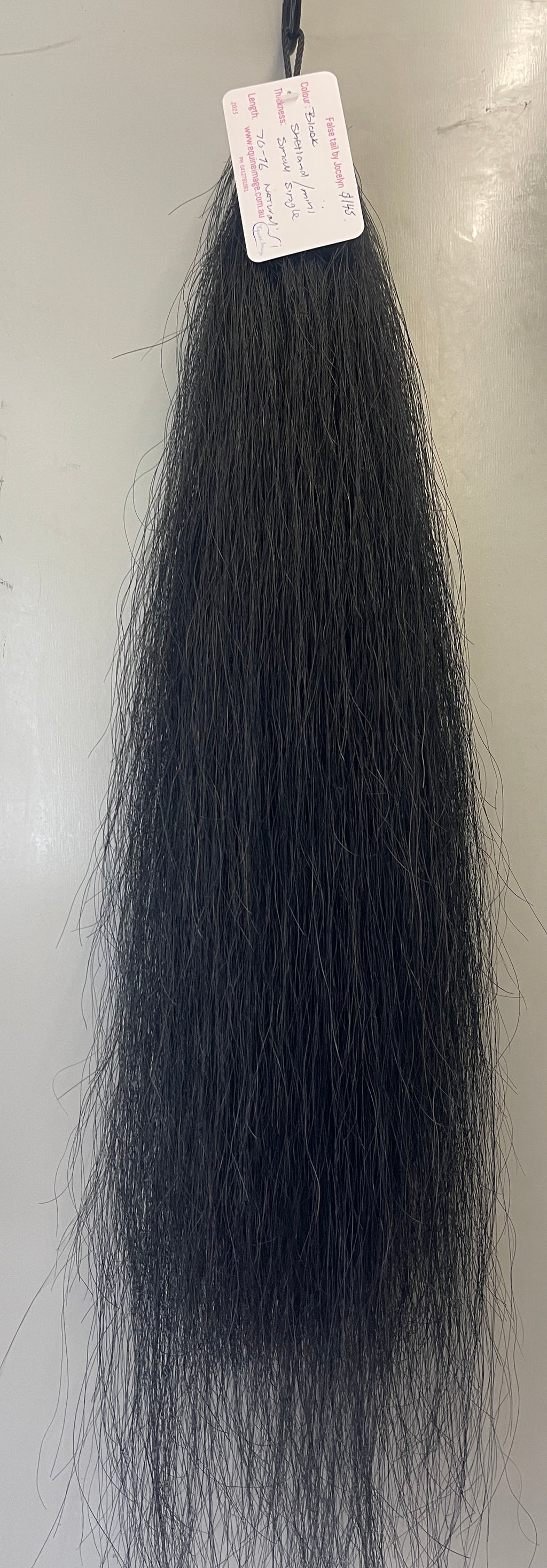 Dyed Black Shetland - mini small single 70-76 cm long natural end