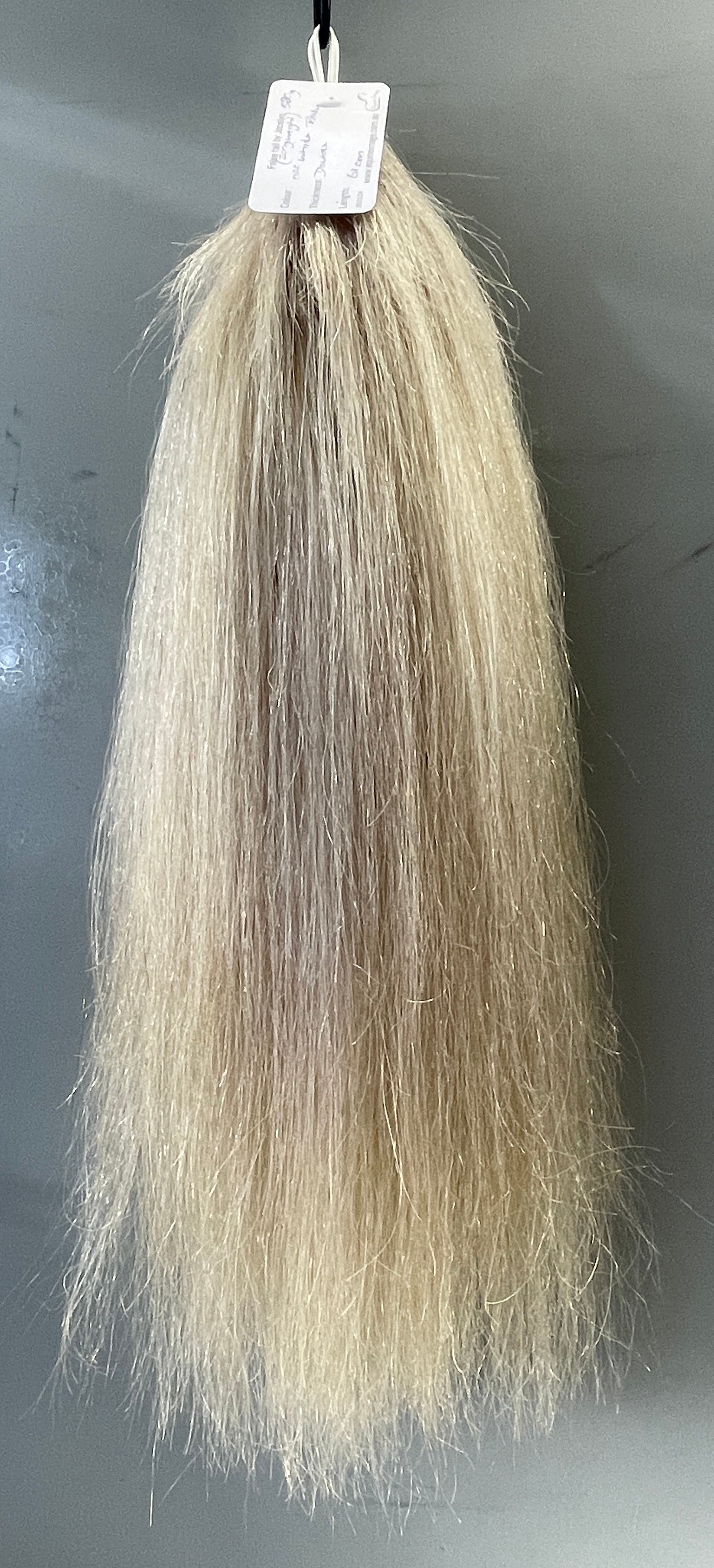 Weighted off white pally Double thickness 61 cm Final weight 580g