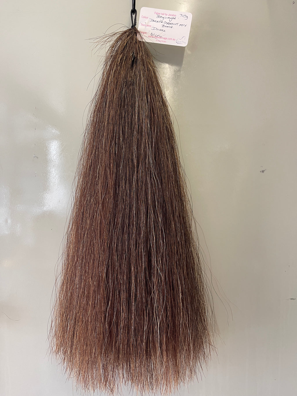 Weighted Darker Chestnut Mix flaxen blend 62 cm cut end  Double thickness. Final weight 710g