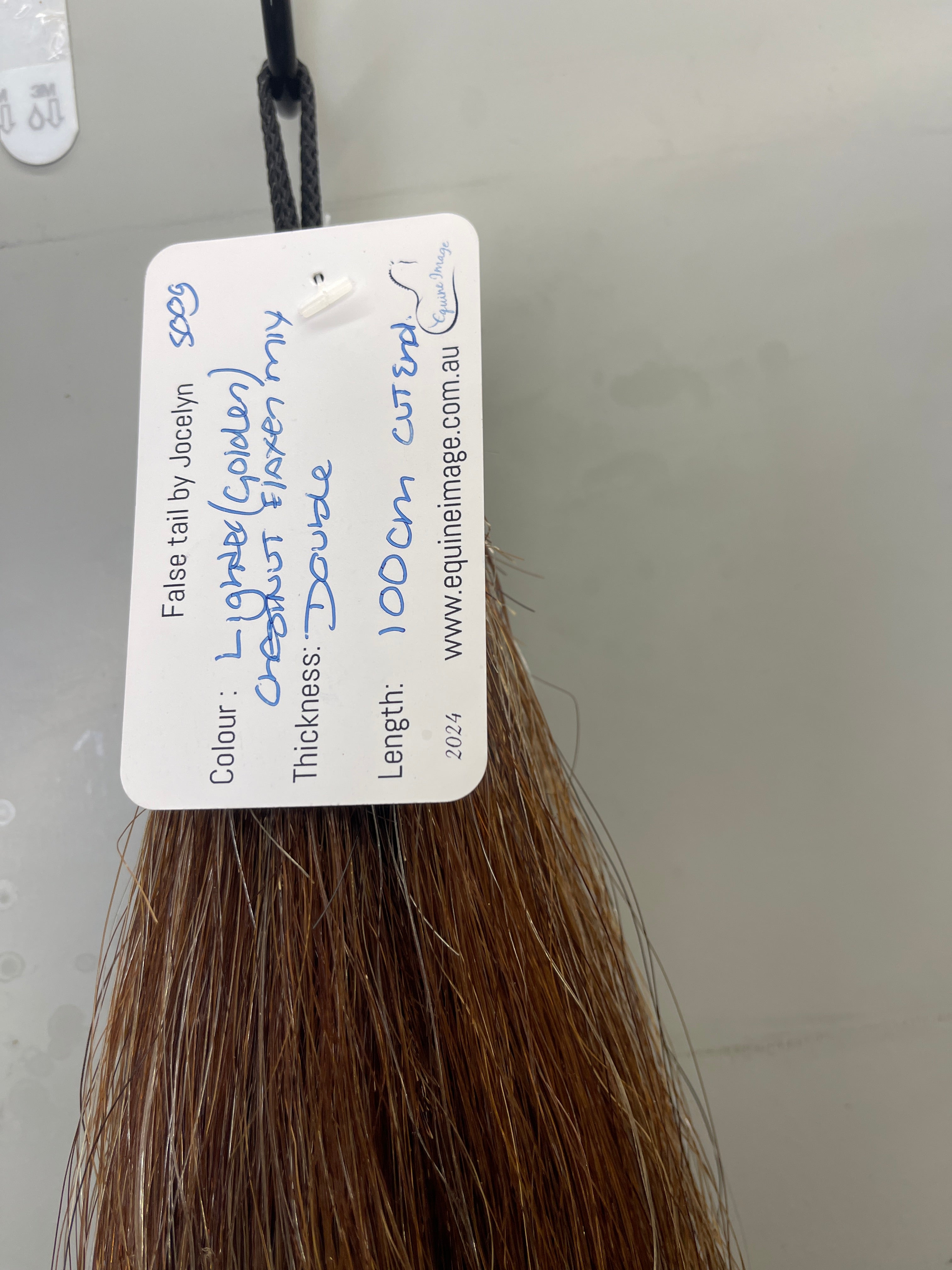 Qhorse length light ( golden) Chestnut flaxen Double thickness 100 cm long Cut end