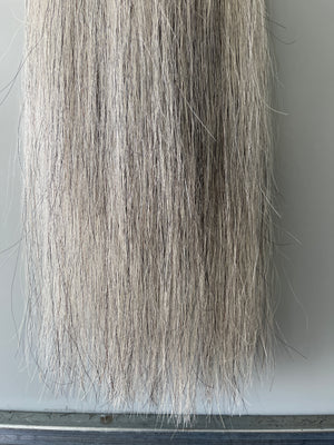 Medium to light grey blend Full plus plus 76 cm natural end