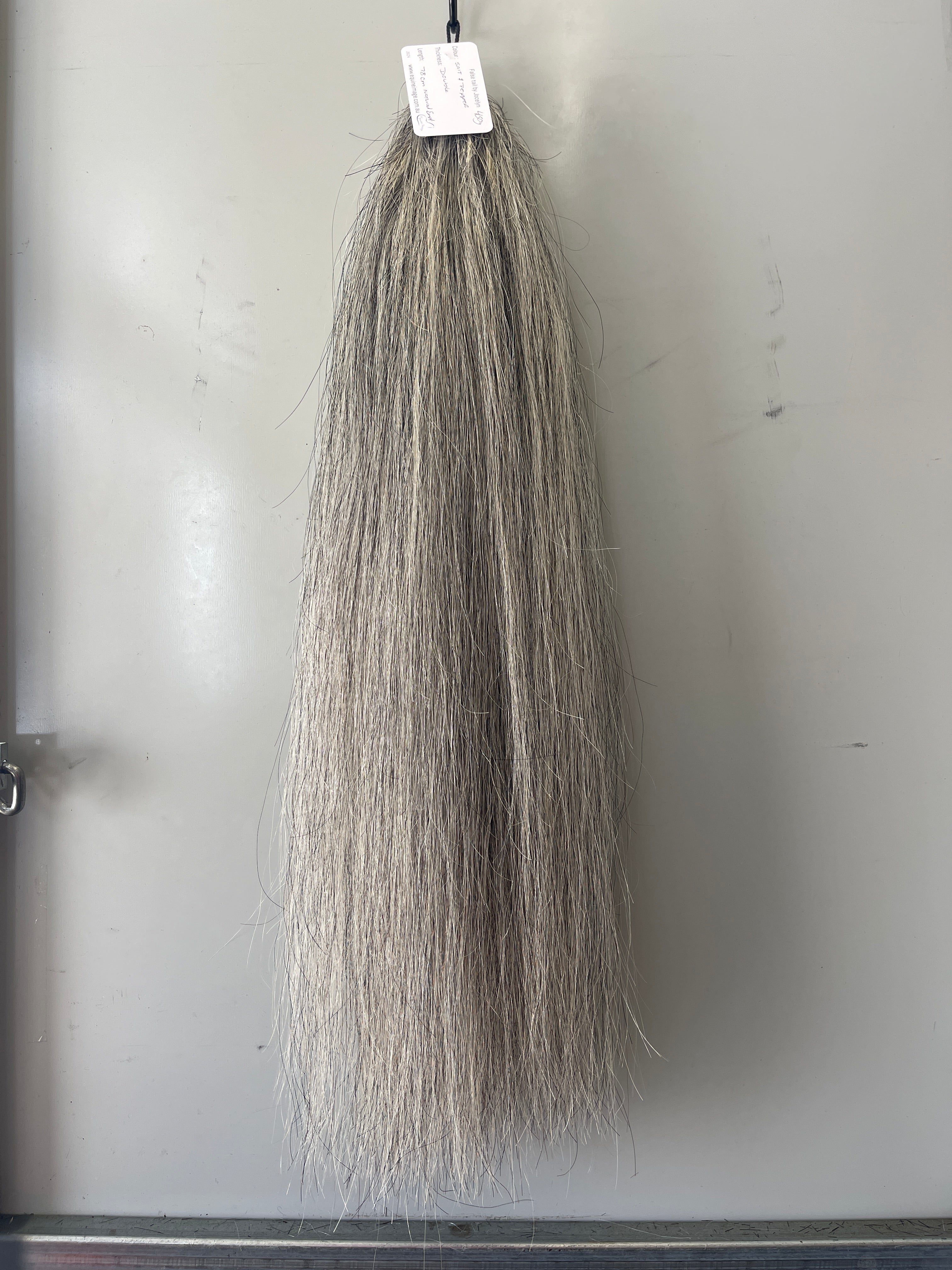 Medium grey salt and pepper 78 cm natural end Double thickness