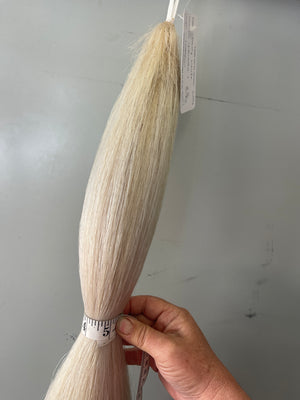 Qhorse Length 100 cm Pally white Big Double 600g of hair