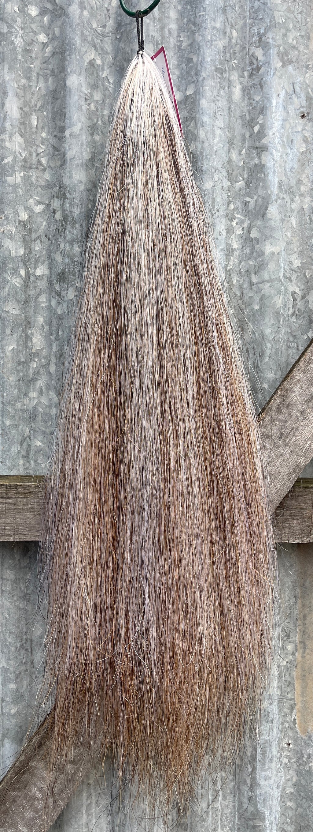 Light chestnut flaxen 76 cm natural end small Double thickness